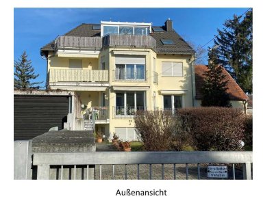 Außergewöhnliche 3-Zimmer Dachgeschosswohnung (95m²) in Frankfurt-Hausen