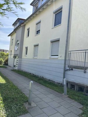 Gepflegte 4,5 Zimmerwohnung 104m2 in Filderstadt