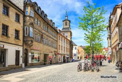 Wohn-/Geschäftshaus (6 Wohnungen, 2 Läden) - Kapitalanlage
