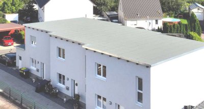 +++NEUES MODERNES REIHENECKHAUS+NEUWERTIG+4 ZIMMER+GÄSTE-WC+FBH+.U.V.M.!!!+++