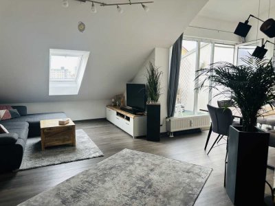 Helle 2- Zimmer Wohnung mit Balkon in zentraler Lage