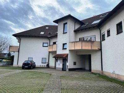 Eine Wohnoase für die Familie!! 4 Zi. Maisonetten Wohnung mit Dachterrasse in Seckenheim!!