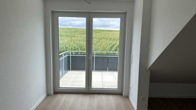 2,5 Zimmer Dachgeschosswohnung in traumhafter Lage - ideal für Singles oder Paare