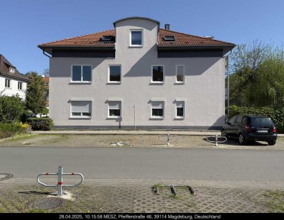 Sehr schöne und geräumige Dreiraumwohnung mit Balkon & Stellplatz in einer sehr gepflegten Anlage