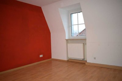 Gemütliche 2,5-Zimmer-DG-Wohnung in Würzburg