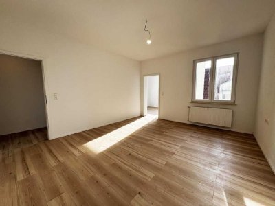 +++ Vollständig Saniert - Neuer Boden/Küche/Bad/Fenster - Zentrale Lage in Heilbronn +++