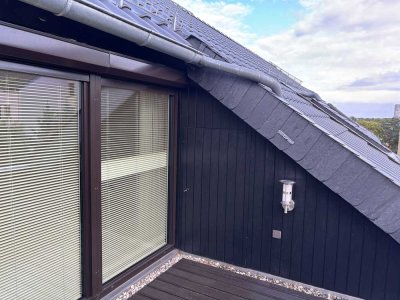 Schöne und gepflegte 2-Raum-DG-Wohnung mit gehobener Innenausstattung mit EBK in Wolfsburg