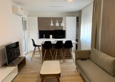 Attraktive und gepflegte 1,5-Zimmer-Wohnung mit Balkon und Einbauküche in Peine