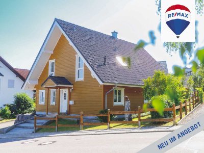 NEU IM ANGEBOT: Inzigkofen * Einzigartiges Einfamilien-Holzhaus mit vielen schönen Details