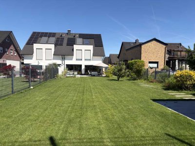 Große, familienfreundliche Doppelhaushälfte mit großem Garten in Düsseldorf-Gerresheim