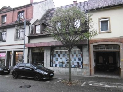 Kleines Wohn-/Geschäftshaus in der Innenstadt vn Schwetzingen