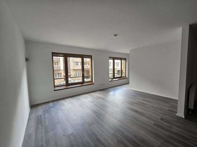 Neu renovierte 2 Zimmer Wohnung mit Balkon