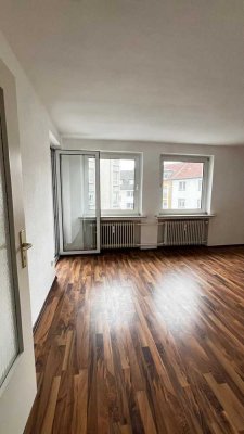 Renovierte/Innenstadtnahe Ruhige 3-Zimmer Küche Bad Wohnung / Lützowstrasse 1