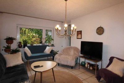 ++ 1-2 Familienhaus + Garage + 2 x 3-Zi.-Whg. ++