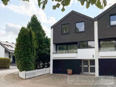Viel Raum für Familie und Ideen: Split-Level-Haus mit Kamin & Garten in Ratingen-Eggerscheidt