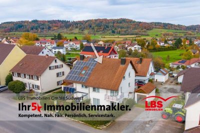 RESERVIERT: Doppelhaushälfte mit Ausbaureserve in zentraler Lage von Nenzingen