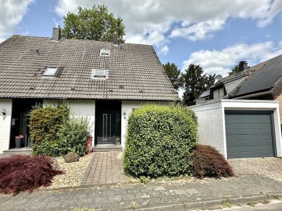 Doppelhaushälfte mit schönem Garten in beliebter Wohnlage