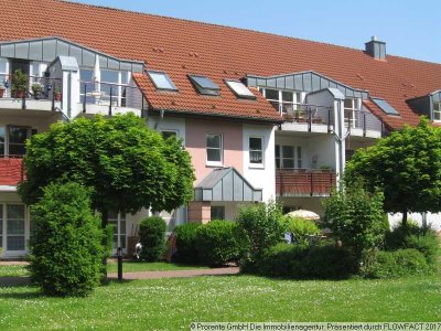 Grünes Wohnen mit kleinem Garten und exklusivem Umfeld !