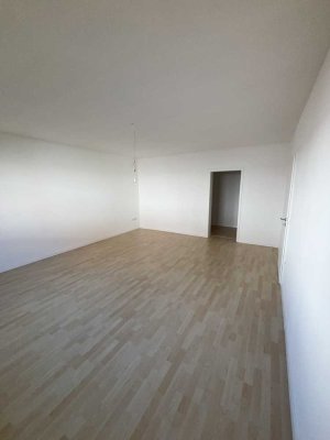 Renovierte 2,5-Raum-Souterrain-Wohnung in Reinheim