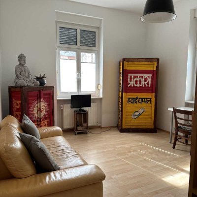 Wohnen auf Zeit - großes Zimmer in BusinessWohngemeinschaft frei