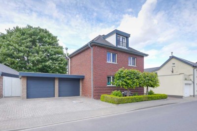 Ein wahres Wohnjuwel im Landhausstil in Grotenrath – für Familien mit Herz und Anspruch!