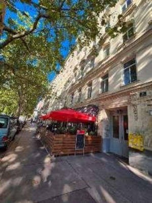 Großzügige, ruhige Altbauwohnung mit Gartenmitbenützung nähe Praterstern