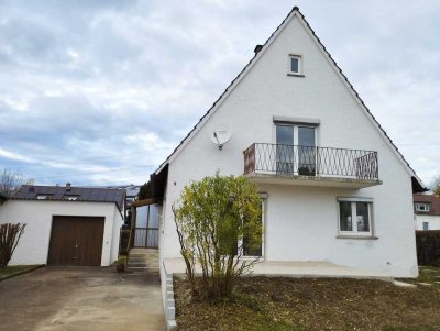 Helles, geräumiges Einfamilienhaus mit Garage in Senden (Wullenstetten) in ruhiger Lage