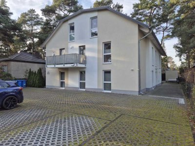 Barrierefreie 3-Zimmer Erdgeschosswohnung mit Terrasse und Garten in Hoppegarten