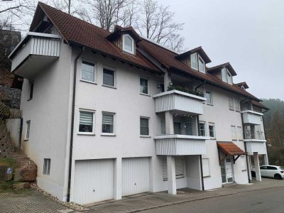 Helle 1-Zimmer Wohnung mit Einbauküche in Nagold mit eigenem Stellplatz