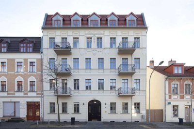 1-Zimmer-Eigentumswohnung mit Balkon in saniertem Altbau in Potsdam-Babelsberg