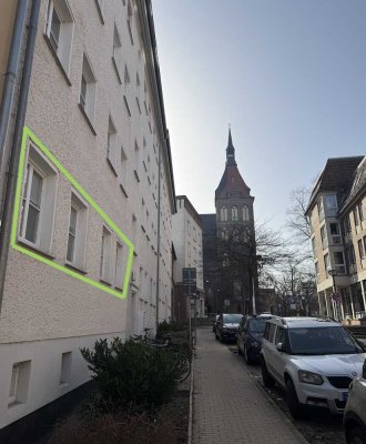 2-Raumwohnung in bester Lage, Einbauküche, Tageslichtbad, keine Maklergebühren