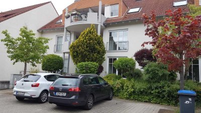 Freundliche 3-Zimmer-Maisonette-Wohnung mit Balkon und Terrassen in Walldorf