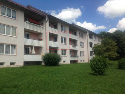 Erstbezug nach Renovierung: Stilvolle 2 Zm. Wohnung