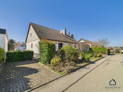 Seltenes Juwel! Großzügiges Einfamilienhaus mit Einliegerwohnung, Garten & Doppelgarage