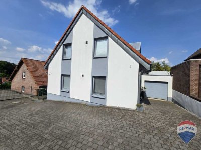 Modernes Einfamilienhaus mit großer Einliegerwohnung