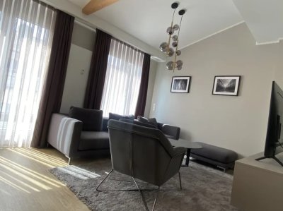 Luxus möblierte 4-Zimmerwohnung mit Balkon in Wiesbaden Mitte 