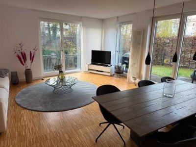 Idyllische Maisonette-Wohnung mit Garten direkt am Uhlenhorster Kanal