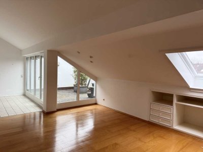 Sunny apartment with rooftop terrace in Munich-Taufkirchen