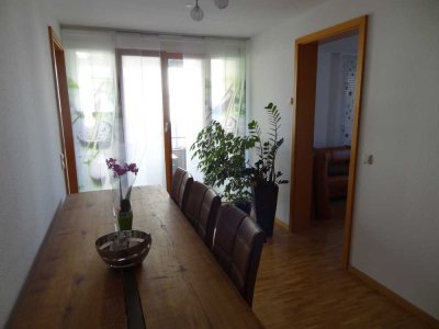 Gepflegte 2,5 Zimmerwohnung mit EBK in sehr guter Lage