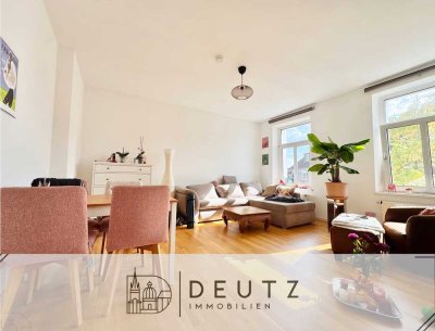 Sanierte 2-Zimmer Altbauwohnung mit Dachterrasse!