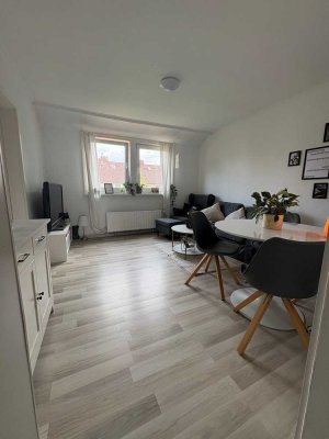 Schöne und optimal geschnittene Wohnung mit ausgebauten Dachgeschoss.