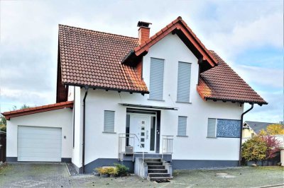 Großes Einfamilienhaus mit Garten in Neubaugebiet mit Weitblick