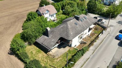 GROßZÜGIGE, RENOVIERUNGSBEDÜRFTIGE VILLA  MIT EINLIEGERWOHNUNG UND GROßEM GRUNDSTÜCK IN ALLACH