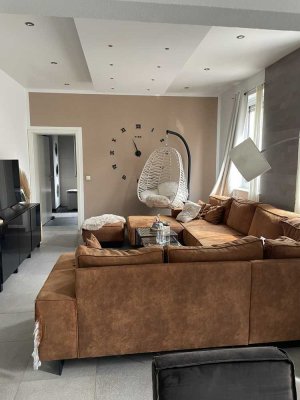 Attraktive und vollständig renovierte 3-Raum-Wohnung mit gehobener Innenausstattung in Monsheim