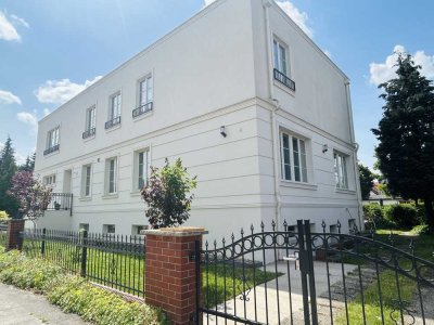 Modern möbliertes Familienhaus mit 5 Schlafzimmern | 360 m² | Altglienicke