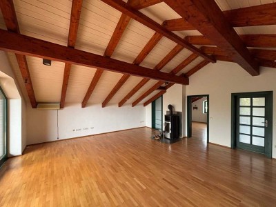 Schicke Wohnung mit Loggia, Kaminofen und Stellplatz in Neukirchen-Vluyn!