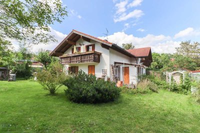 Nur einen Steinwurf vom See entfernt. Mehrgenerationenhaus mit Platz für eine große Familie!