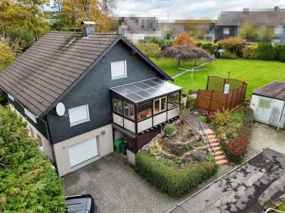 Schönes gepflegter Einfamilienhaus, mit großem Grundstück, in Wipperfürth/ Wipperfeld zu verkaufen.