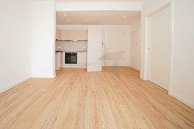 + Barrierefrei Wohnen + 2-Raum-Whg. mit Abstellraum, Terrasse, Einbauküche & Außenstellplatz