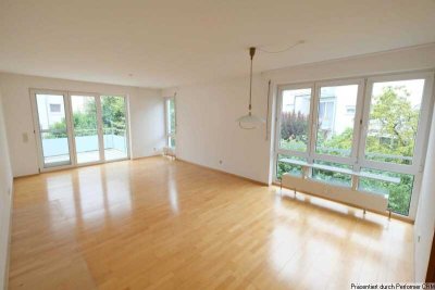 Lichtdurchflutete Wohnung mit hochwertiger Ausstattung zu vermieten